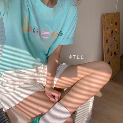 Embroidered short-sleeved T-shirt women's summer clothing Korean new loose student women's clothing