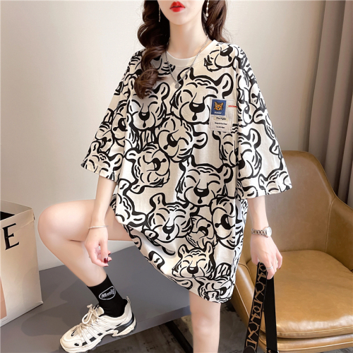 Real shot 2024 summer Korean style loose polyester fiber cartoon top mid-length large size short-sleeved T-shirt for women