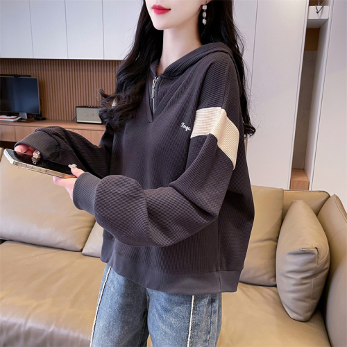 Real shot of waffle contrasting color hooded sweatshirt for women, new spring and autumn age-reducing loose design top trendy