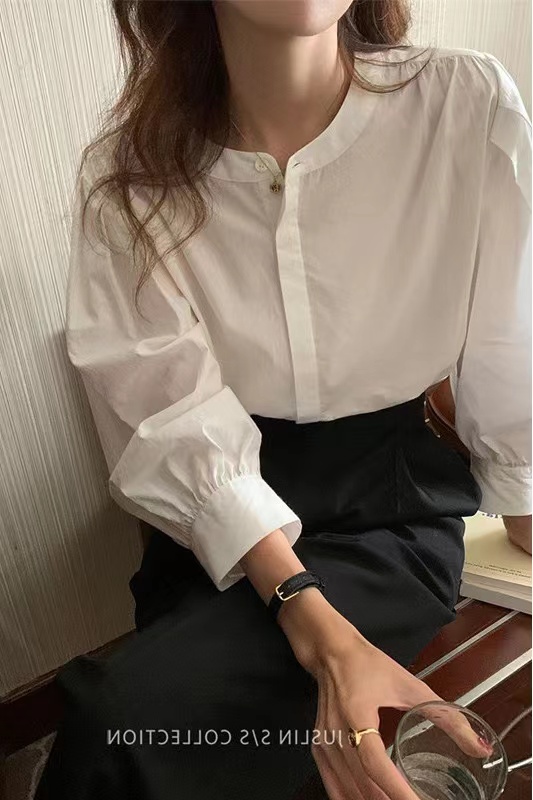 2024早春新款寬鬆法式復古內搭上衣圓領七分袖打底襯衫女白色襯衣