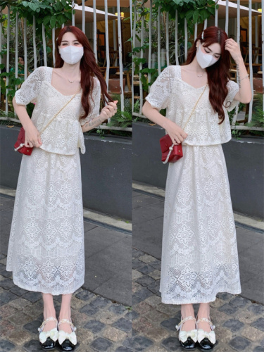 Real shot French small square collar lace top + lace skirt suit
