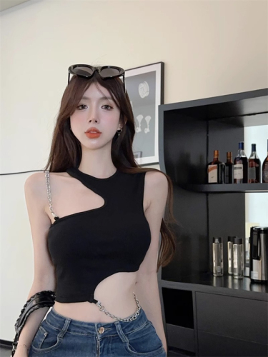 Official Photo Camisole Vest for Sweet and Cool Hot Girl Irregular Design Slim Fit Short Top with Hollow Chain