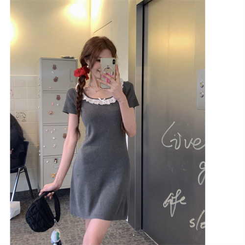 Actual shot~Spring new style~Lace trimmed short-sleeved knitted dress for women in spring, slimming and slimming, low square neck