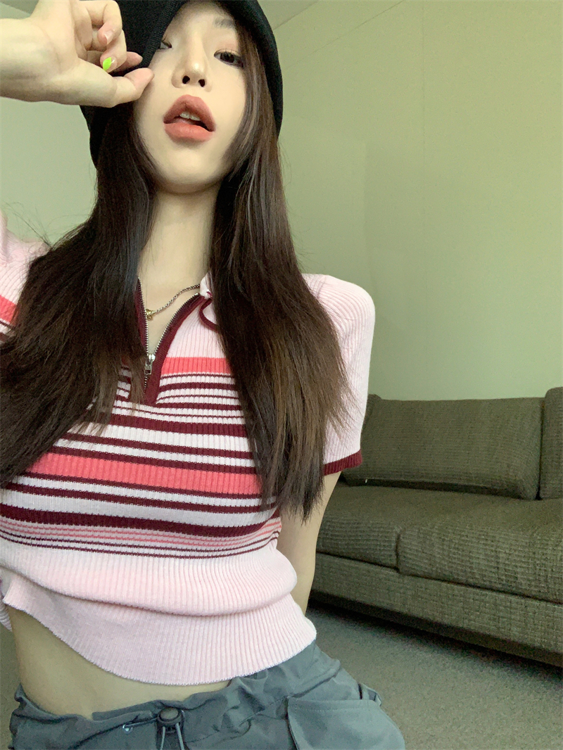 Actual shot 2 colors/Versatile striped contrasting color lapel zipper short-sleeved knitted top
