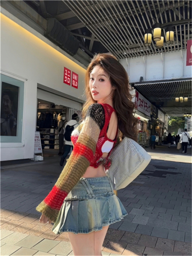 Real shot of thick knitted sweater printed American hottie hollow backless loose contrasting color short sweater for women