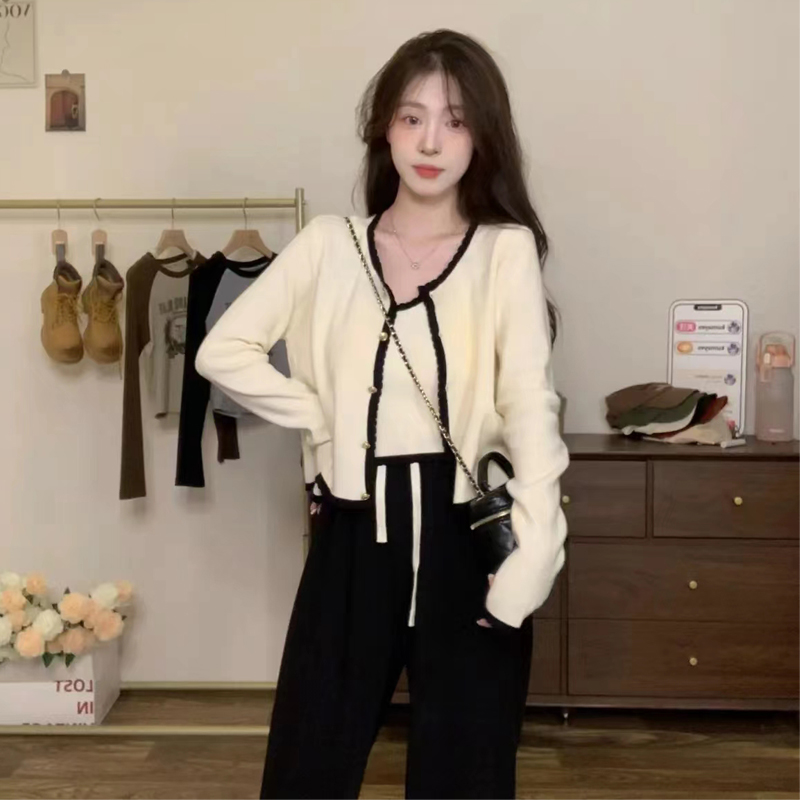 Changdao Fragrance New Small Fragrance Style Contrast Color Suspender Loose Knitted Sweater Casual Suit