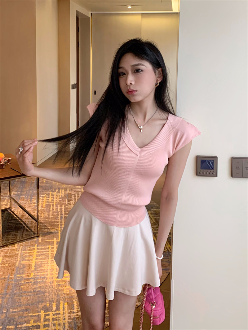 Actual shot 30073 solid color v-neck lace-up waist knitted sleeveless top + 50079 skirt