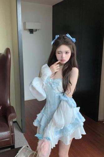 Actual shot of Korean style slimming fishbone corset + mid-length long-sleeved sweet princess cake dress