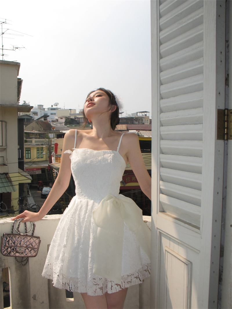 Actual shot of classical ballet ~ tube top waist dress, short skirt, pure lust white lace dress