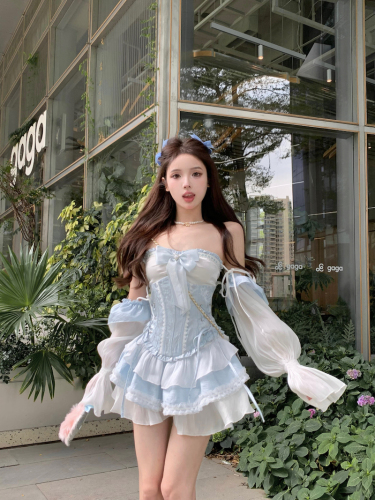 Actual shot of Korean style slimming fishbone corset + mid-length long-sleeved sweet princess cake dress