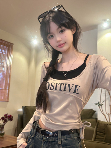 Real shot of fake two-piece contrasting letters round neck long-sleeved T-shirt for women spring drawstring slimming short top