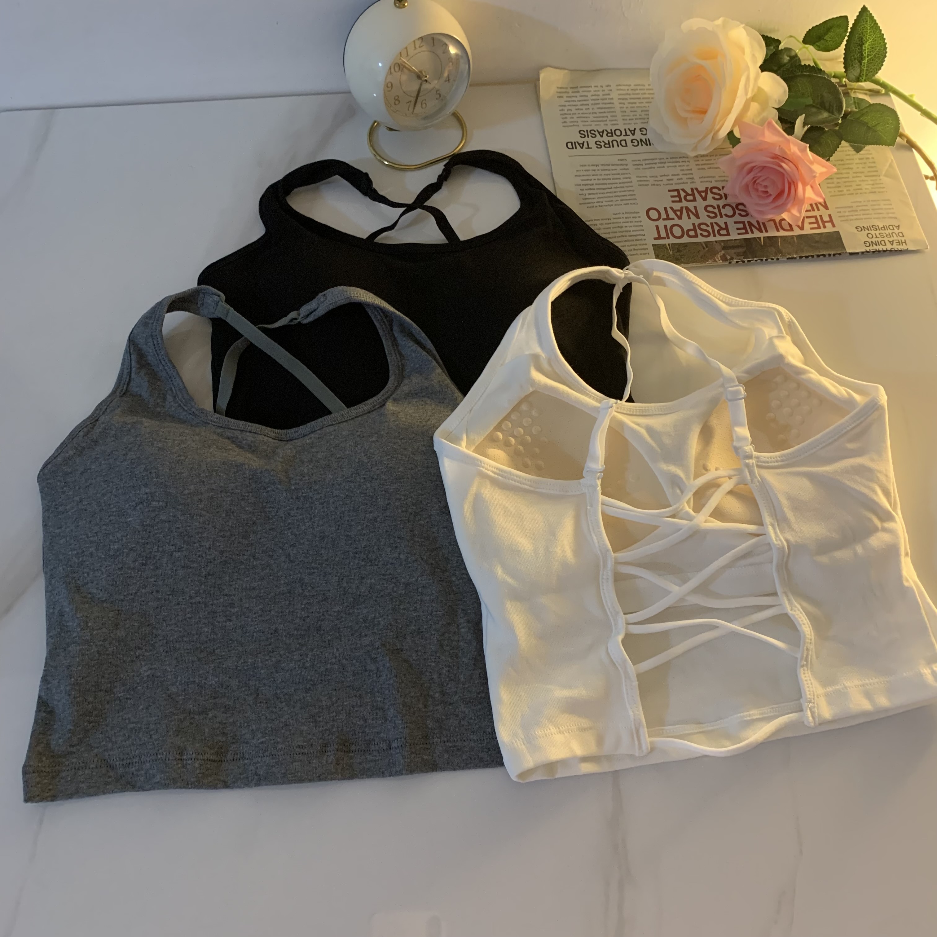Real shot of pure cotton backless, versatile, sporty design, cross-beautiful straps, chest pads, camisole outer top
