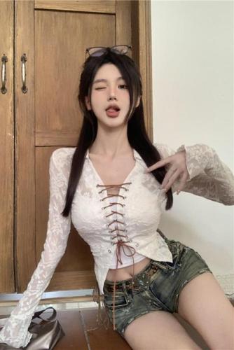 Real shot~Pure style drawstring lace shirt women's V-neck trumpet sleeve waist bottoming top