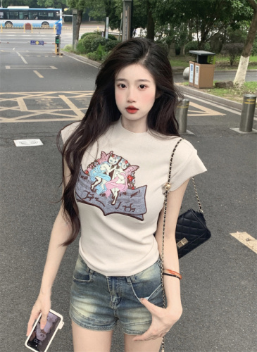 Cat Heavy Industry Embroidered Short Sleeve T-shirt Summer Design Slim Round Neck Short Knitted Top + Denim Shorts