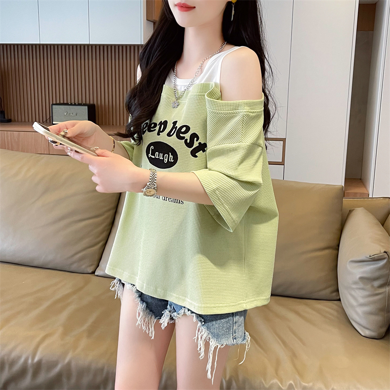 Real shot of waffle off-shoulder short-sleeved t-shirt for women, new summer design, loose mid-length top