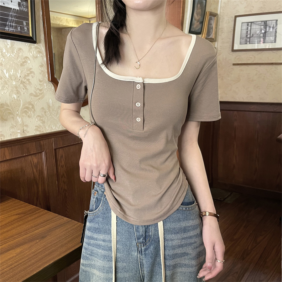 Real shot of hot girl fake two-piece contrasting color short-sleeved T-shirt for women, design sense of summer slimming short top