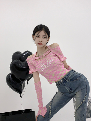 Actual shot of spring new hot girl one-shoulder thin halterneck design pink sleeve sweater top