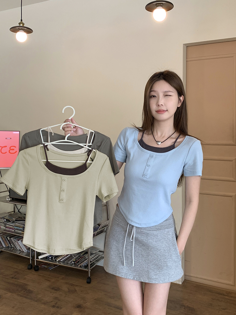 Actual shot of 2024 summer new style fat mm American design slimming fake two-piece suspender hot girl short-sleeved T-shirt versatile