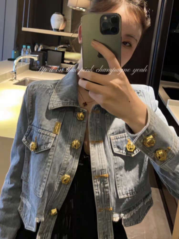 韓版不規則長袖牛仔外套女新款設計感金扣休閒洋氣百搭短款上衣女