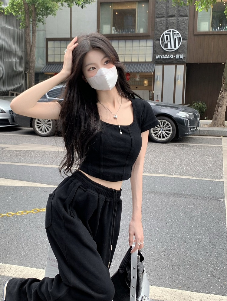 純欲風灰色方領露鎖骨短袖T恤女夏季正肩短款修身辣妹露臍上衣潮