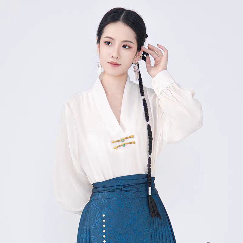 塵雪集白釉新中式輕國風天絲一字扣襯衫搭配馬面裙v領上衣女