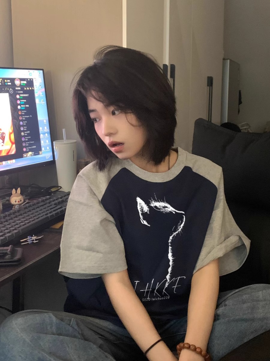 高質量純棉200克21支精梳緊密印花插色牛角袖寬鬆拼色短袖恤女