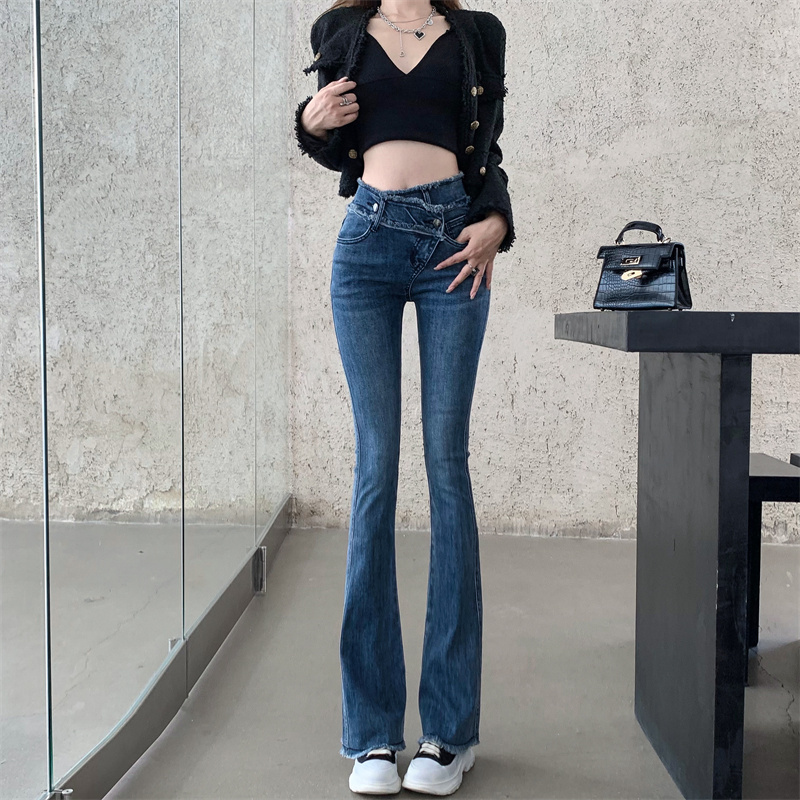 實拍  高腰彈力緊身顯瘦設計微喇叭牛仔褲女