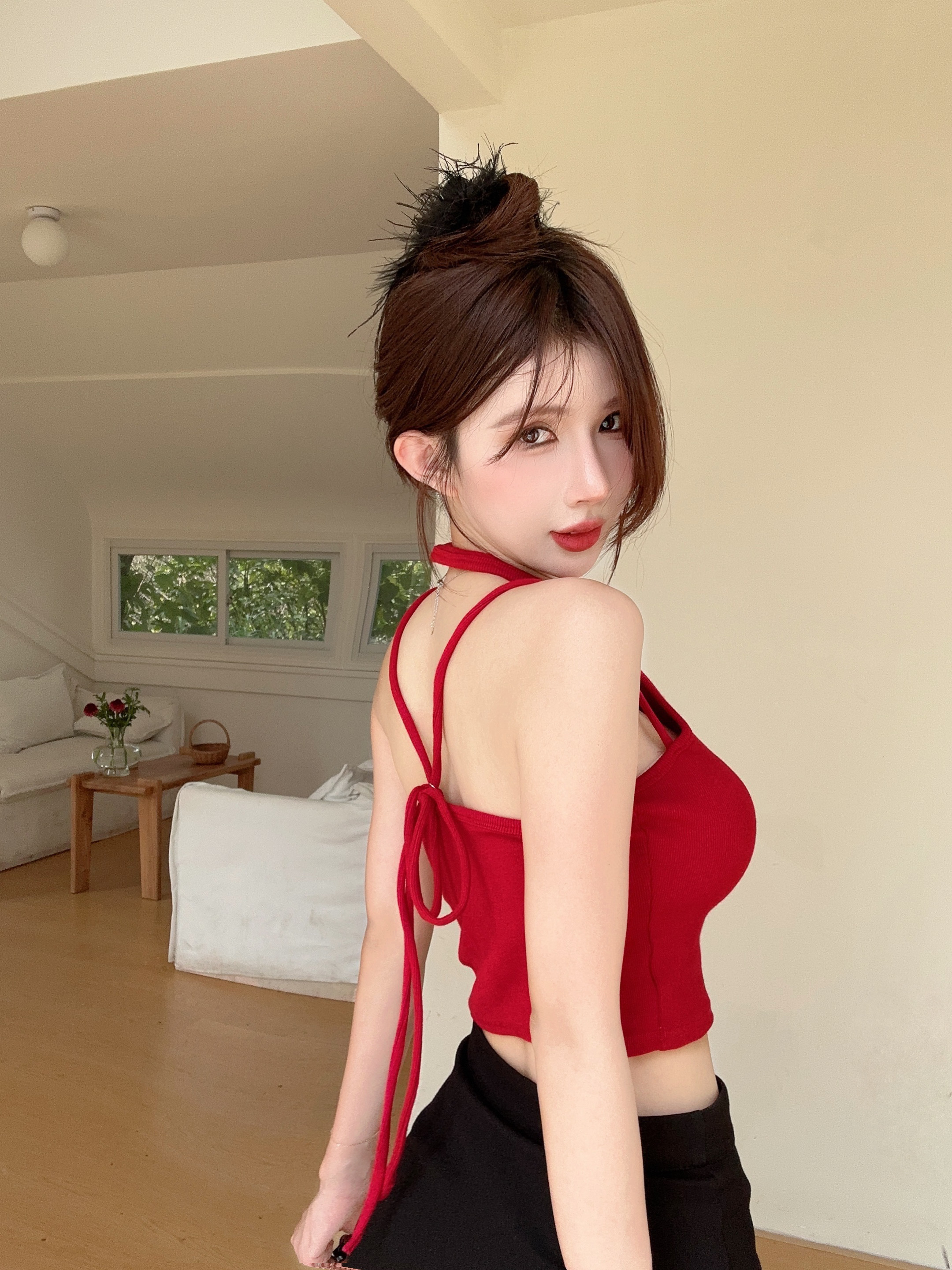 實拍——新款辣妹掛脖露背繫繩小吊帶設計感小眾純欲背心上衣