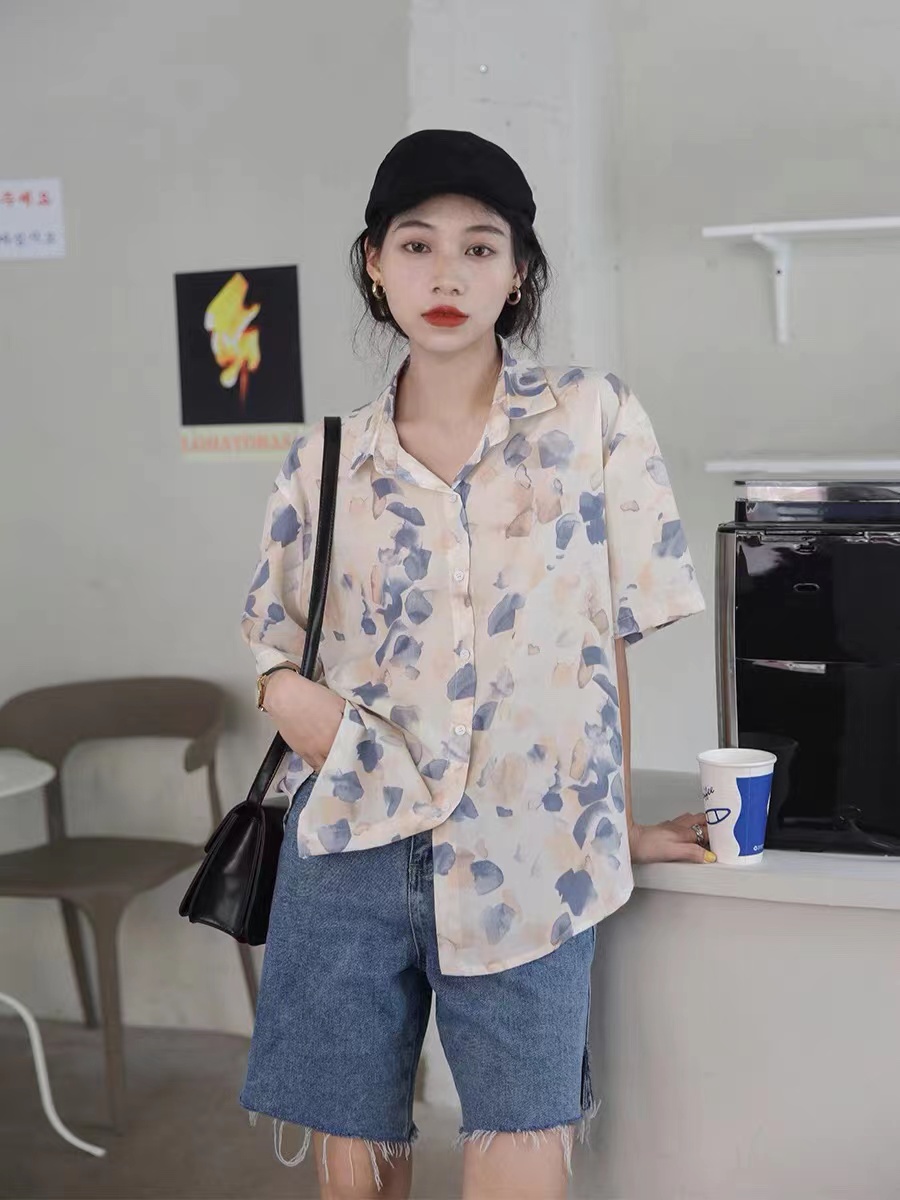 時差 休閒印花襯衫女夏短袖港味復古chic上衣外穿度假風襯衣