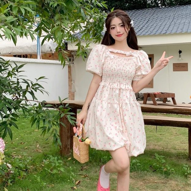 溫柔風碎花連衣裙女設計感小眾夏季褶皺泡泡短袖裙