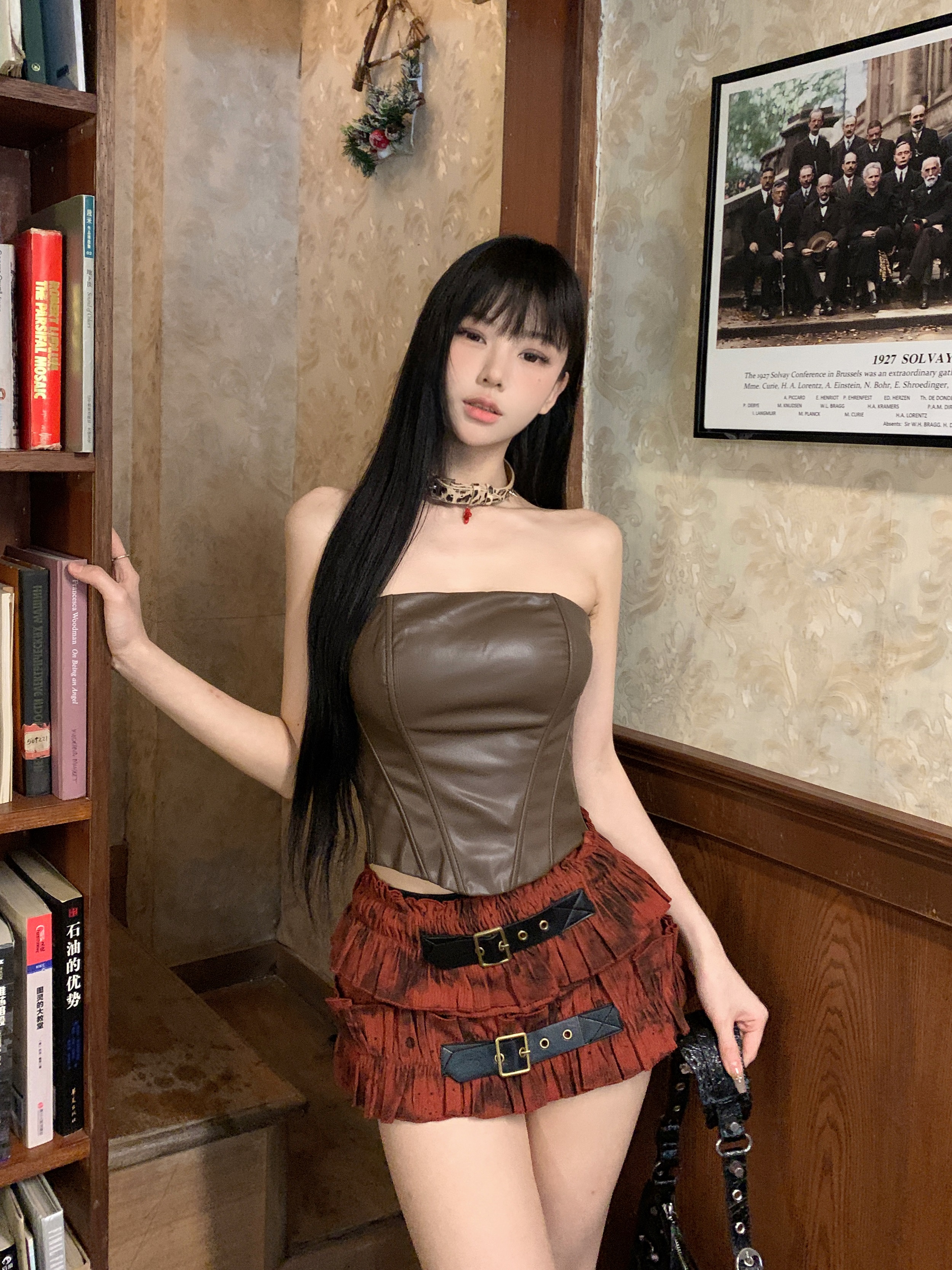 實拍 美式辣妹性感pu皮綁帶抹胸上衣+紅色拼接皮帶蛋糕半身裙
