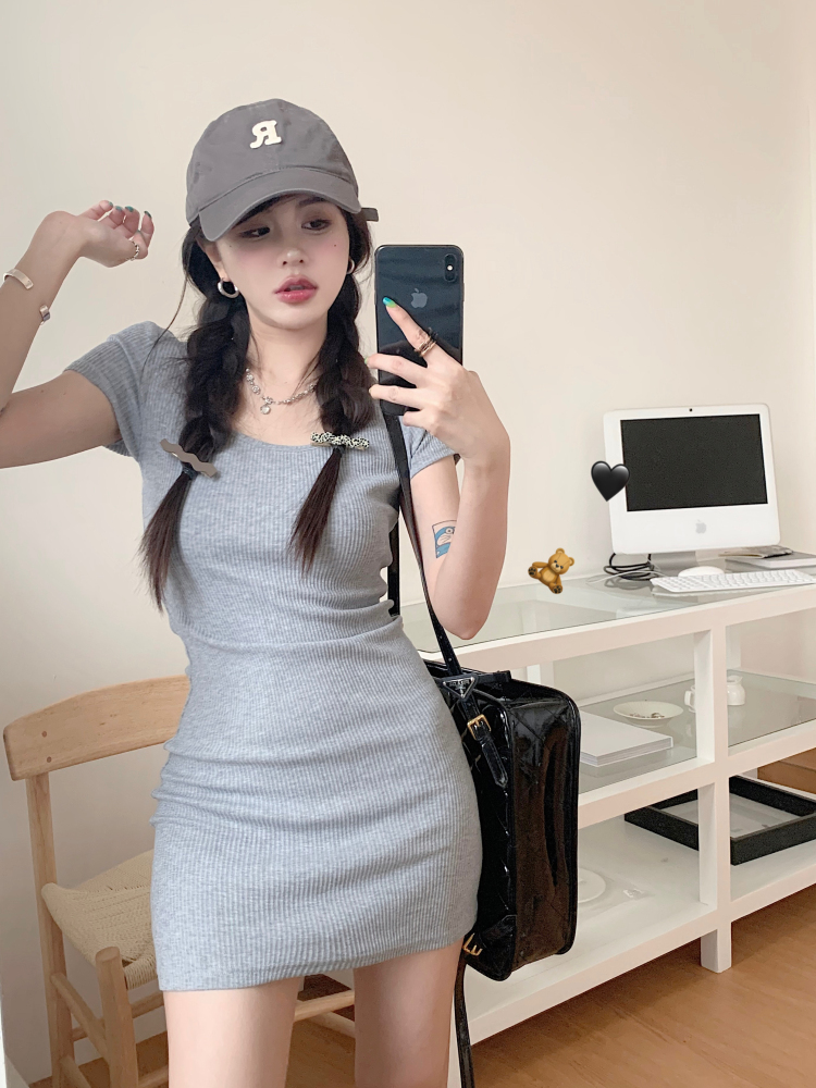 灰色圓領短袖T恤連衣裙女夏季小個子基礎款裙子收腰緊身包臀短裙