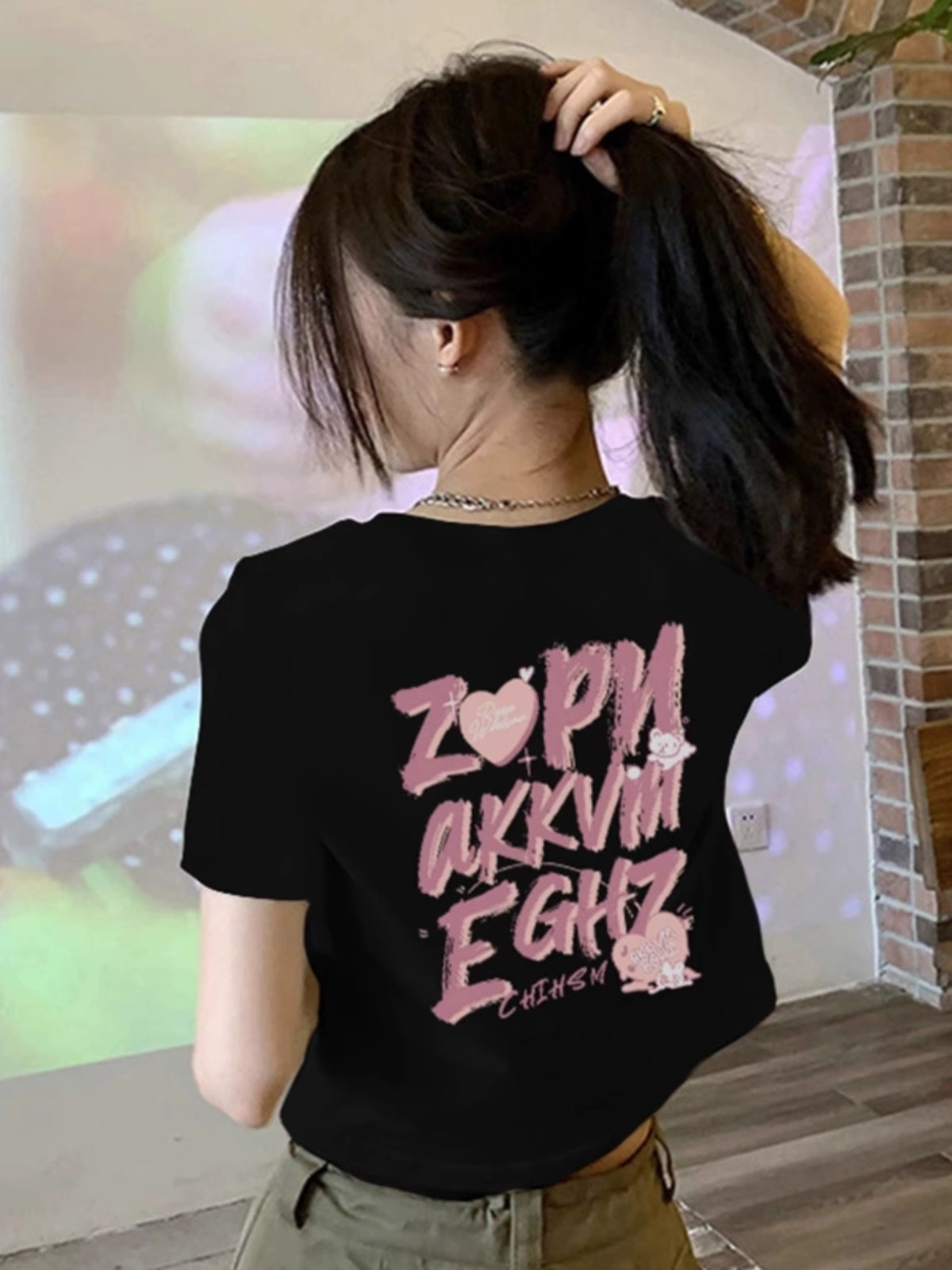 高質量純棉200克21支精梳緊密手感好印花修身辣妹寬鬆短款t恤女