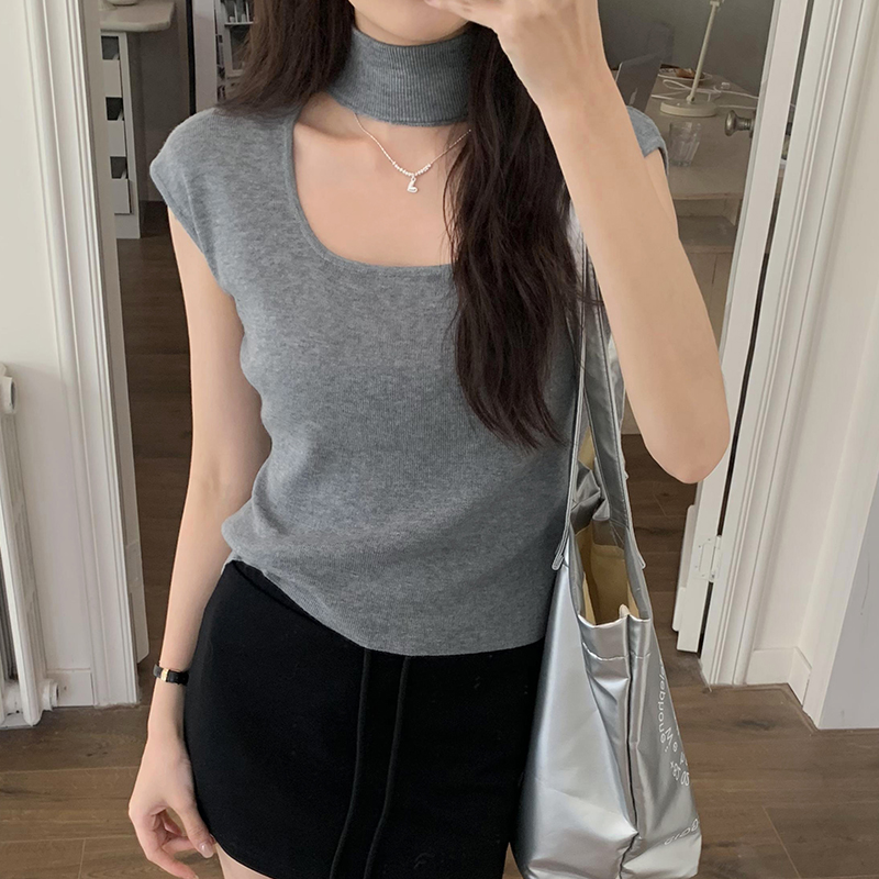 Real photos of loose and versatile halter neck sweater for women spring and autumn 2024 new inner vest sleeveless top
