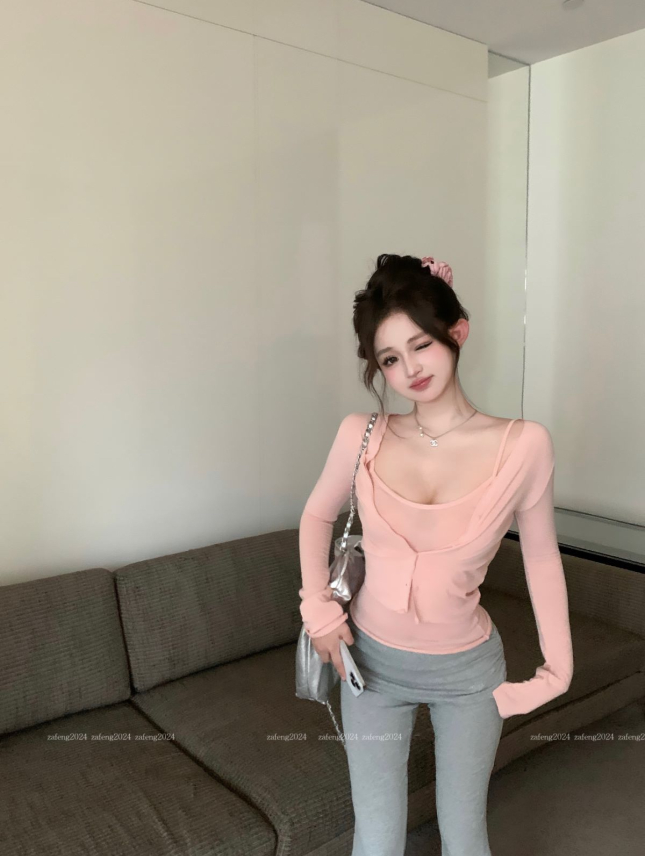 實拍鬆弛嬌寵甜美吊帶背心開衫低腰休閒褲百搭顯瘦長褲套裝