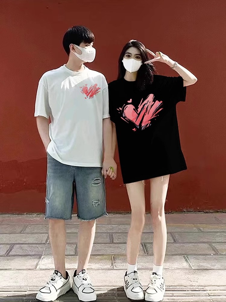 特別的網紅夏季T恤高級感法式情侶裝2024新款潮牌短袖衣服很仙的