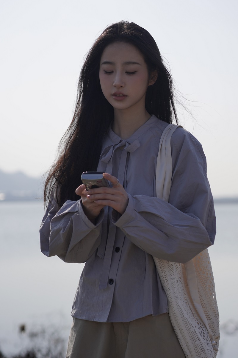 實拍  褶皺插肩微泡復古女神收腰顯瘦蝴蝶結襯衫上衣