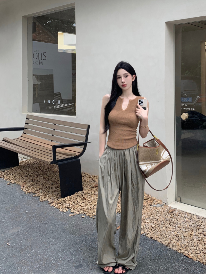 Actual shot of slim U-shaped hem curved knitted stretch top + sun protection lazy elastic waist wide leg pants