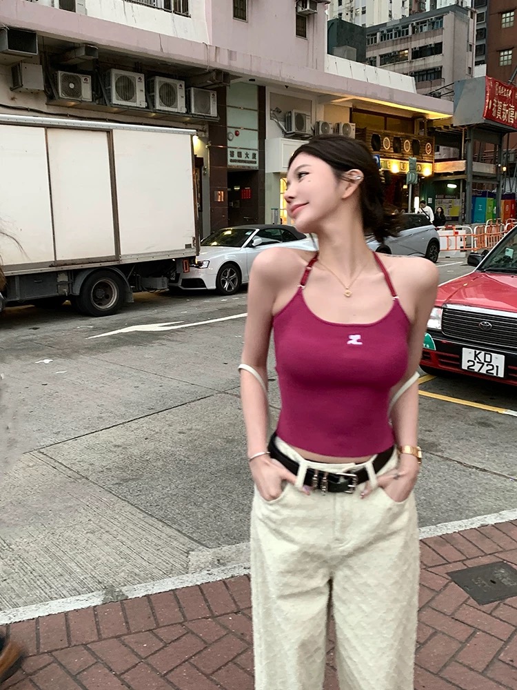 03/06 20:00 titi小姐姐originalB入款基礎好穿針織掛脖背心