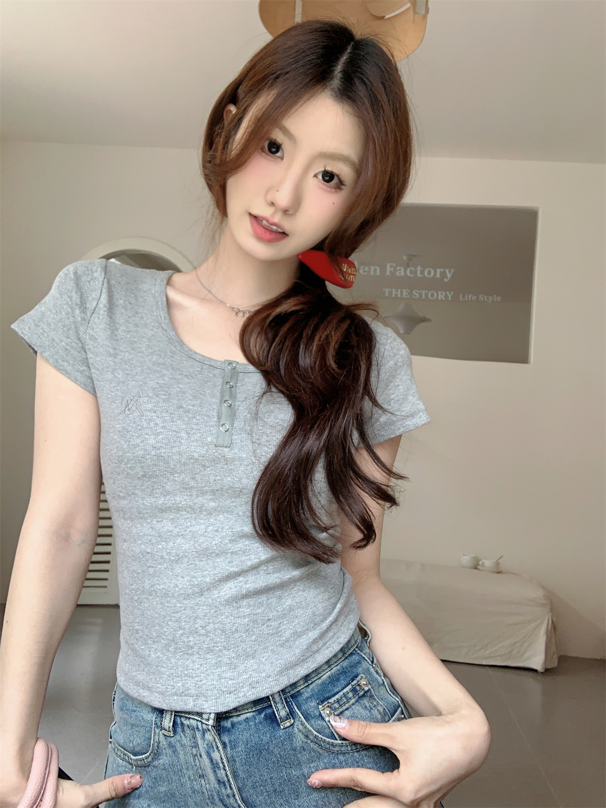 實拍 春夏韓版u領修身釘扣設計感純色百搭純棉短袖女T恤上衣