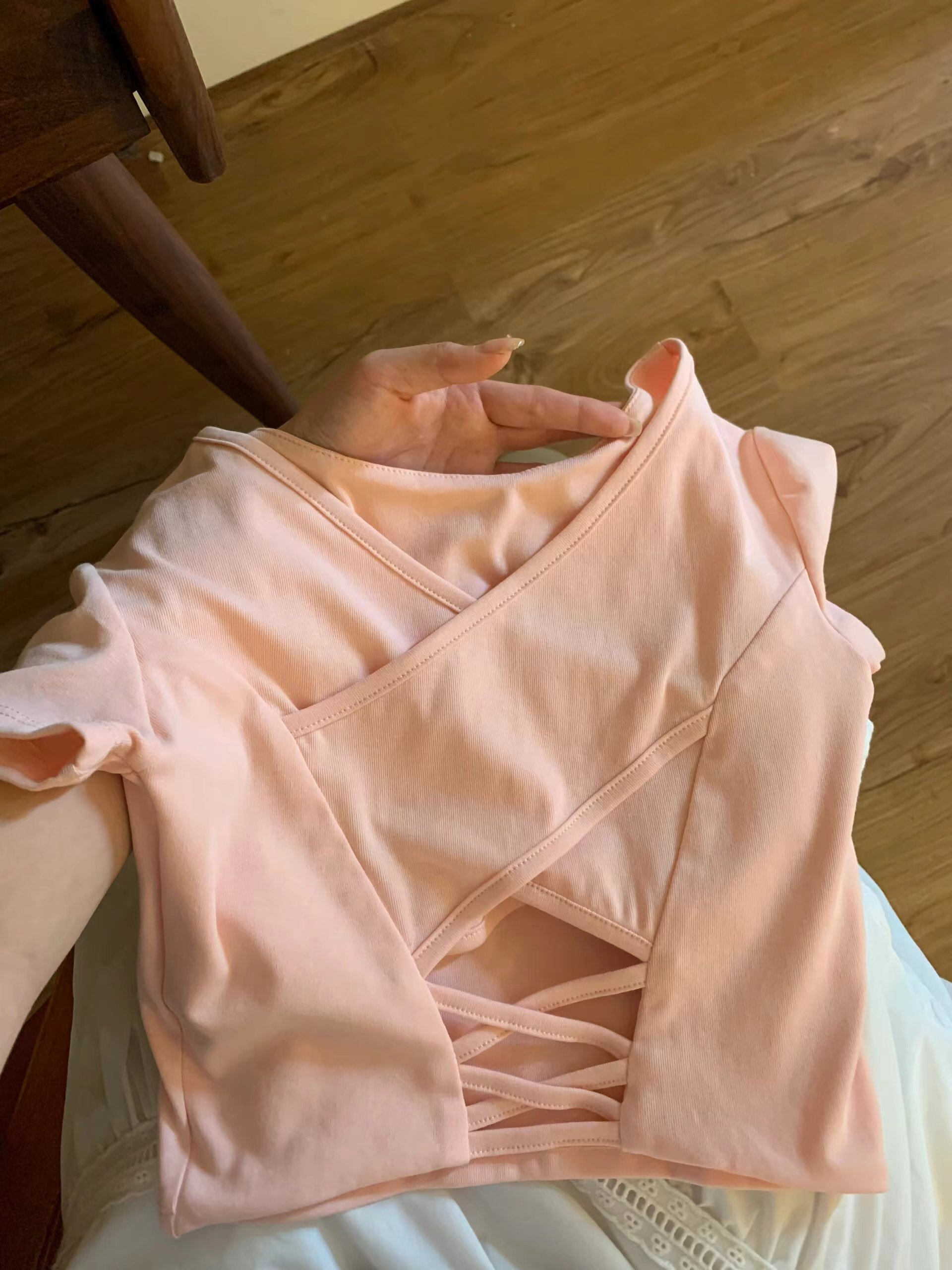 純欲風交叉美背運動帶胸墊吊帶背心女夏季短款瑜伽服短袖健身上衣