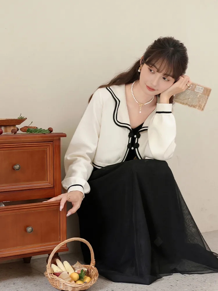 阿卡早春女2024年甜辣扭結下擺背心拼接連衣裙法式女紗裙黑