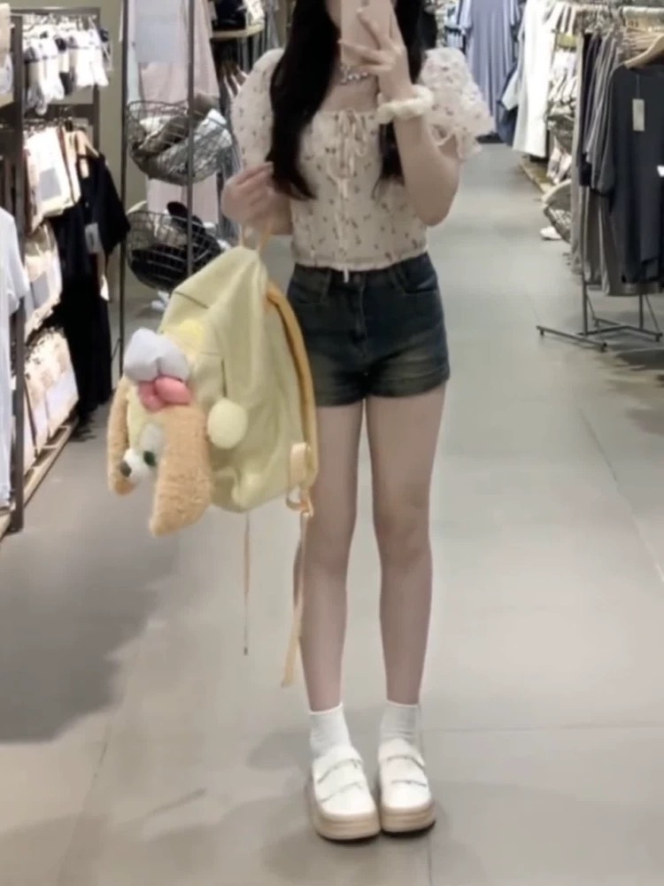 夏季純欲辣妹小個子穿搭泡泡袖碎花襯衫牛仔短褲溫柔甜美兩件套裝