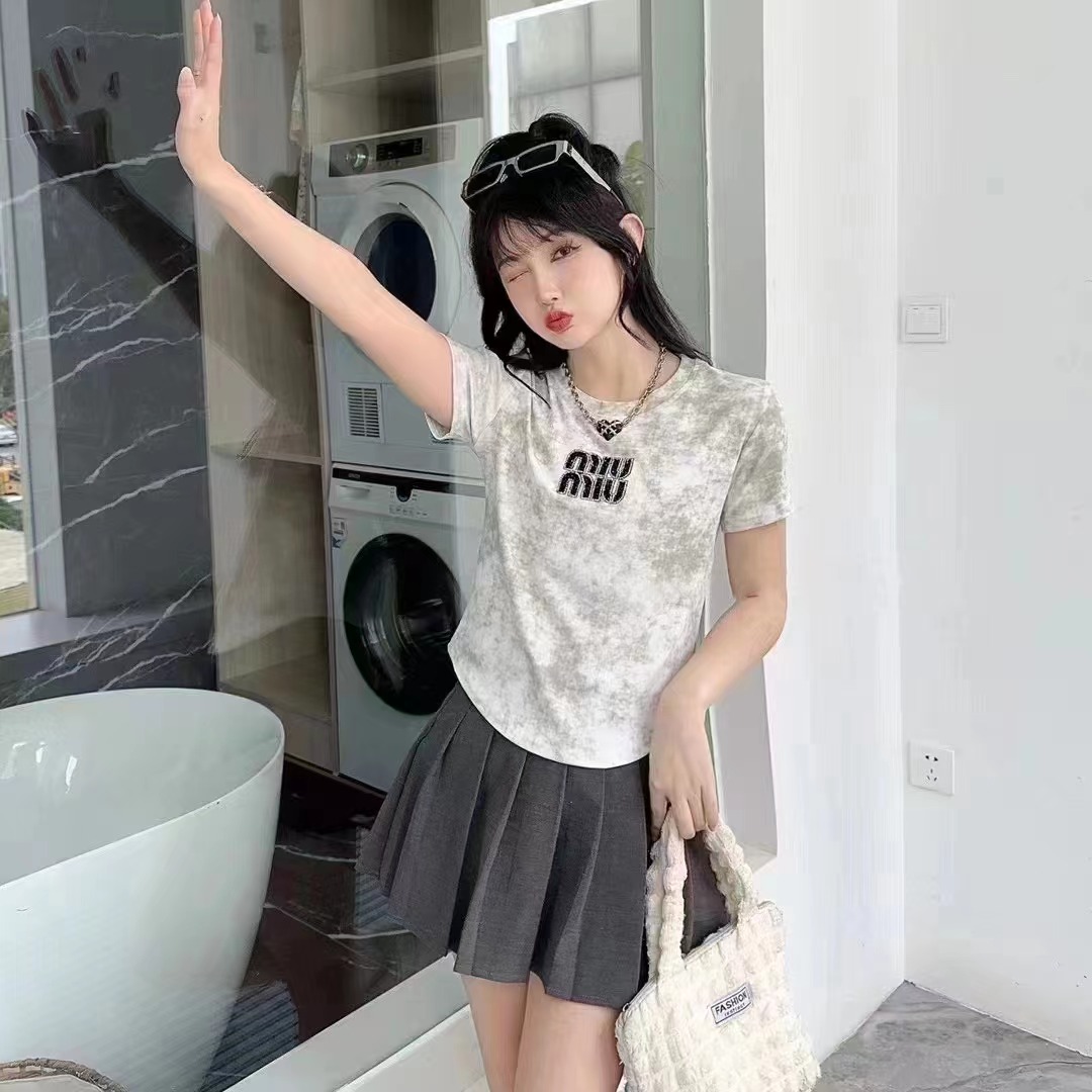 美式正肩刺繡短袖t恤女2024夏季新款修身扎染短袖T恤辣妹短款體桖