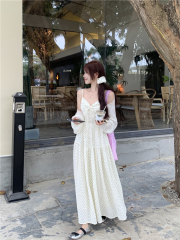 Live-shoot~Lazy Ma Hai hair opening jacket + polka dot V-neck halter dress