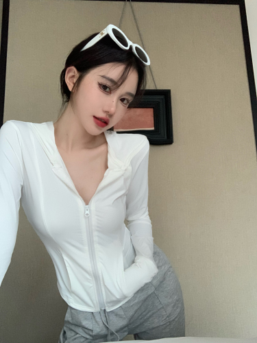 韩版冰丝防晒衣女夏季薄款透气修身显瘦休闲外套超修身纯色长袖
