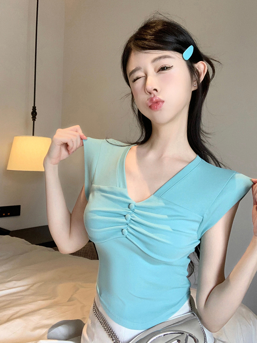 實拍  純欲風v領短袖t恤女短款小飛袖性感辣妹上衣