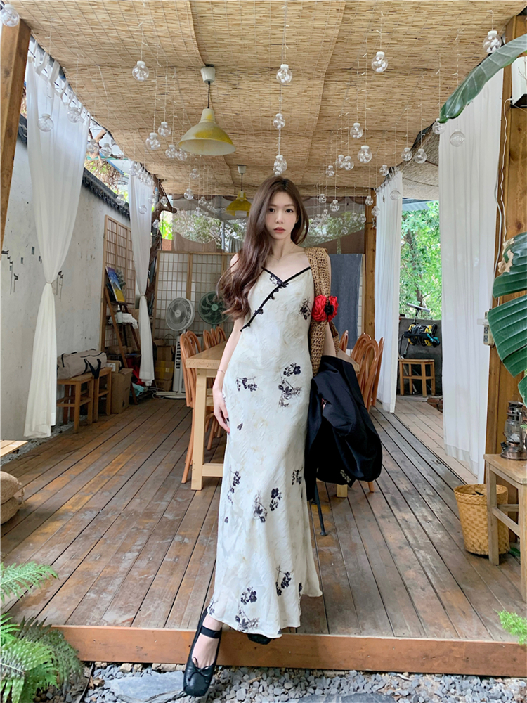 實拍~清冷感梅花雪紡V領吊帶連衣裙新中式收腰長裙