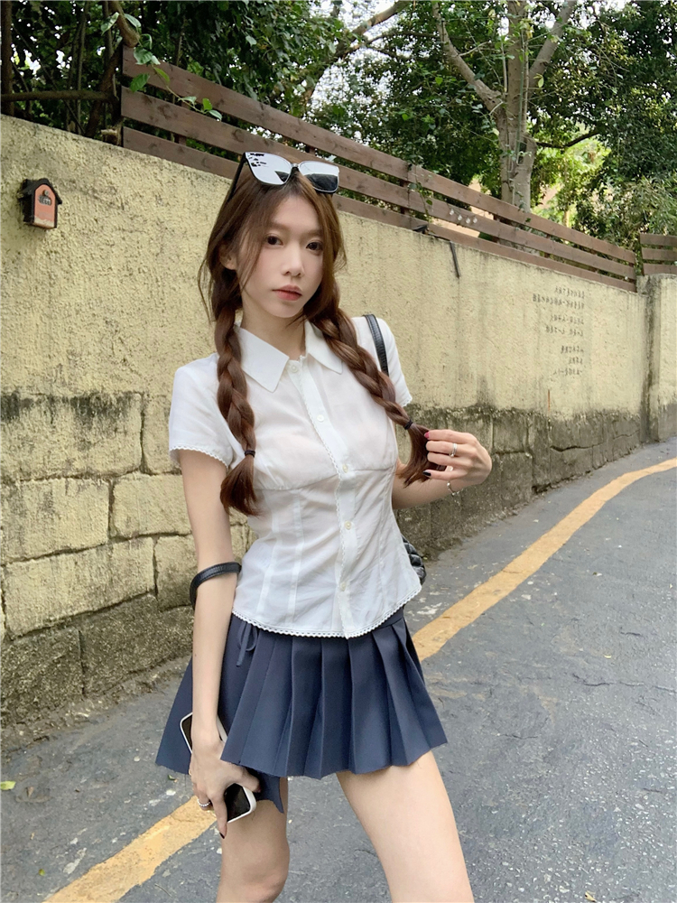 實拍~純欲風蕾絲拼接襯衫短袖+不規則系帶百褶半裙套裝