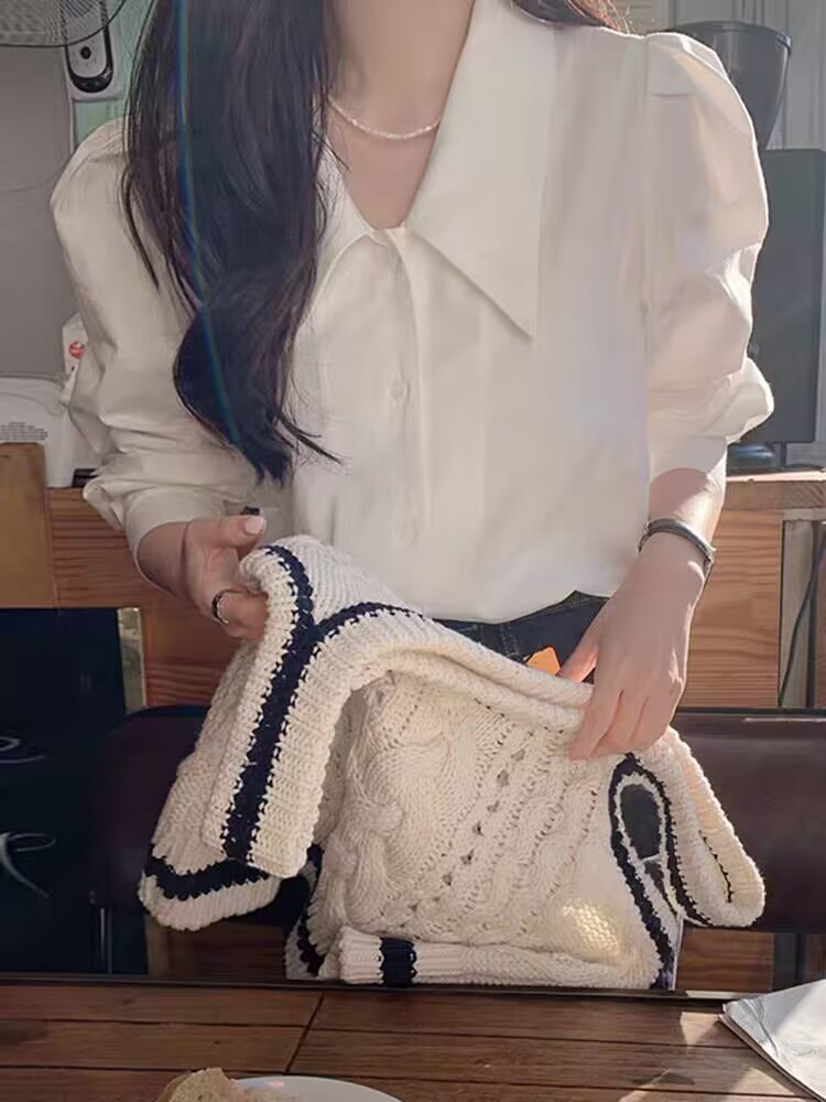 白色法式襯衫女春秋款設計感小眾上衣時尚洋氣別致泡泡袖尖領襯衣